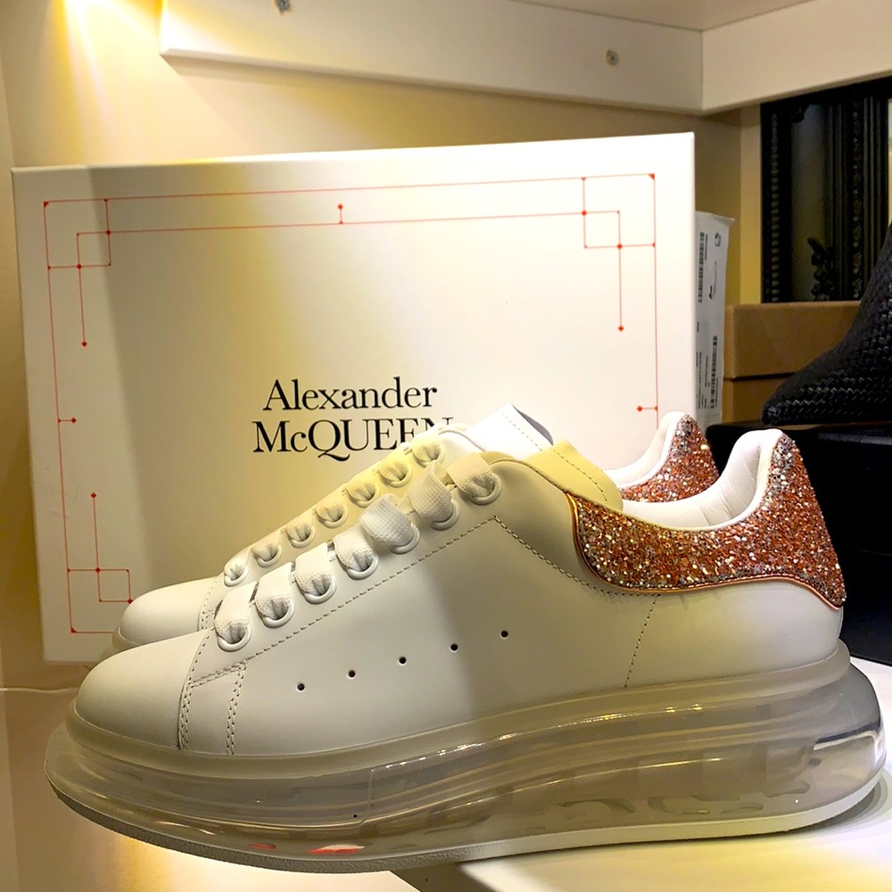 🔥HP🔥 Alexander McQueen Glitter Larry Sneaker 39